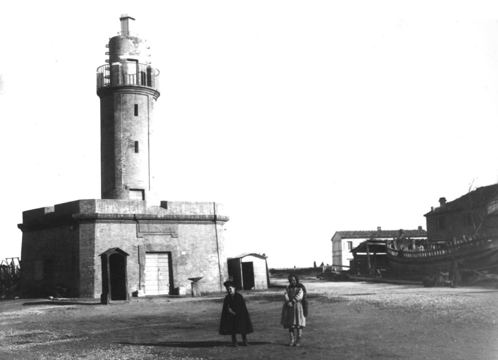 Il faro con bambini, 1900/1910 - Gaetano Baviera