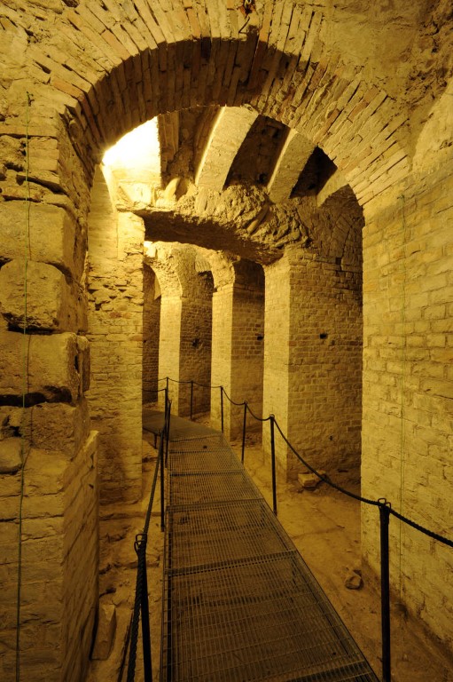 Percorso archeologico nei sotterranei della Chiesa di Sant'Agostino