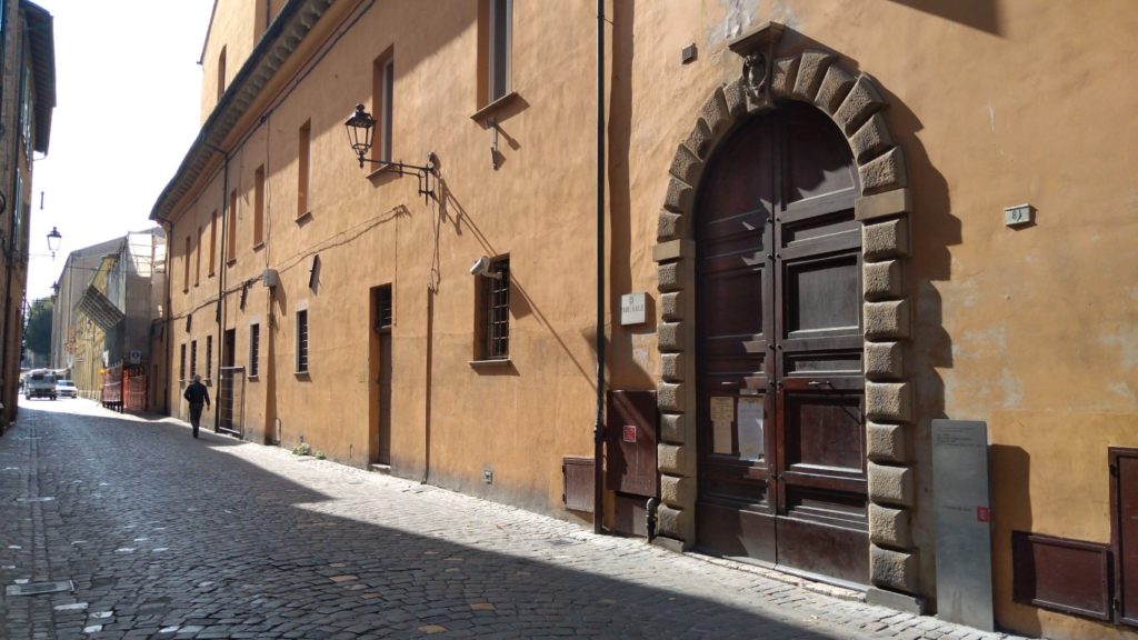 Palazzo Nolfi in Via Arco d'Augusto - Michele Tagliabracci