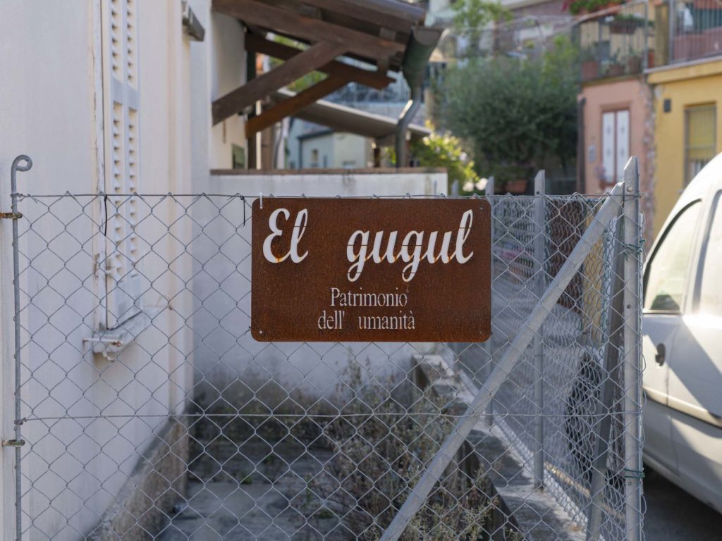 Ingresso del "gugul"